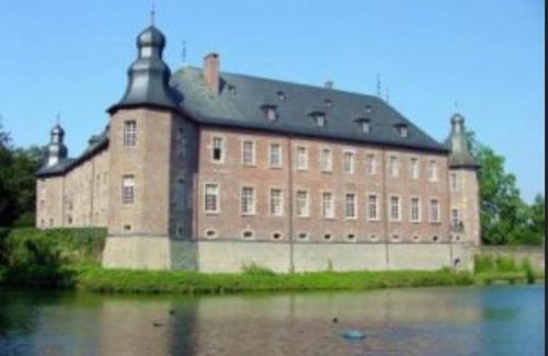 Kaiserswerth House | Ferienwohnug Sorst