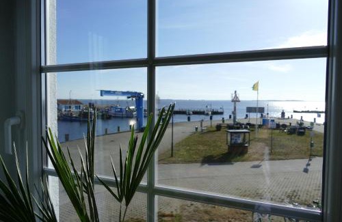 Hiddensee Apartment | Ferienwohnung 1, Neuendorf - Hiddensee