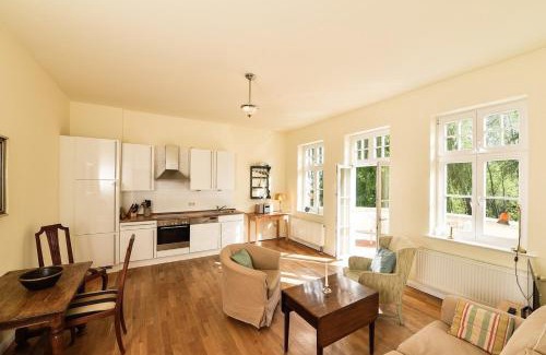 Grubnow Apartment | Ferienwohnung 7 mit Wasserblick, Balkon 2 Pers