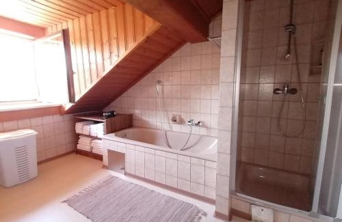 Bad Goisern Apartment | Ferienwohnung am Bauernhof Koa