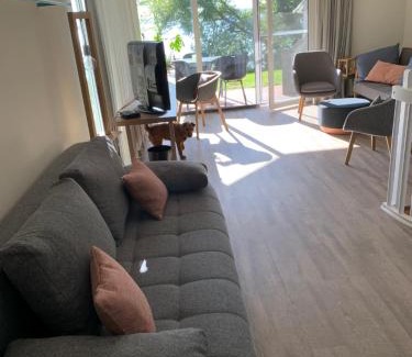 Ascheberg Apartment | Ferienwohnung am See mit Terrasse