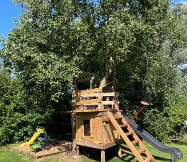 Biendorf Apartment | Ferienwohnung am Waldrand mit Sauna