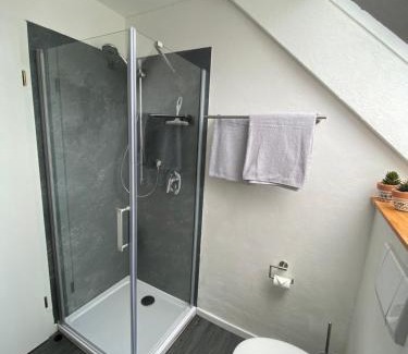 Eriskirch Apartment | Ferienwohnung Apfelblüte