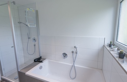 Oberreitnau Apartment | Ferienwohnung Bosco 95 qm für max 4 Personen mit Viel Privatsphäre und Bergsicht