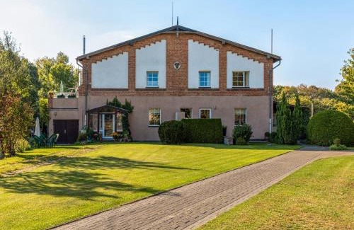 Hinter Bollhagen Apartment | Ferienwohnung Betty bei Heiligendamm mit Garten, cleaning included