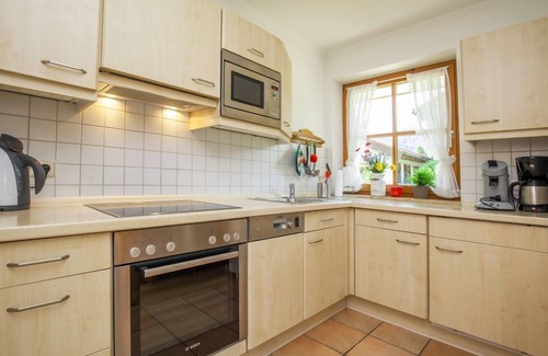 Groissenbach Apartment | Ferienwohnung "Bettina" am Loferpark