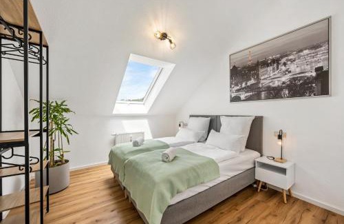 Bad Friedrichshall Apartment | Ferienwohnung Bad Friedrichshall 5BR 10 beds, TV & kitchen