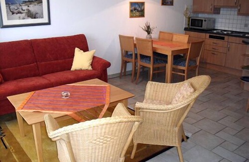 Ostseebad Wustrow Apartment | Ferienwohnung mit Balkon und Ostseeblick Direkt Hinter der Düne