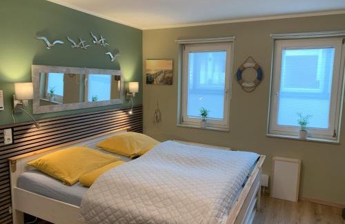 Schonberger Strand Apartment | Ferienwohnung Seebrücke, Schönberger Strand, erste Strandreihe
