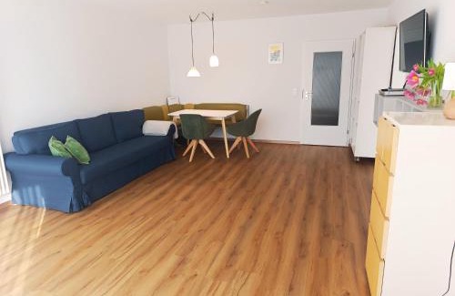 Uhldingen-Muehlhofen Apartment | Ferienwohnung SeeZeit Bodensee mit Pool und Sauna