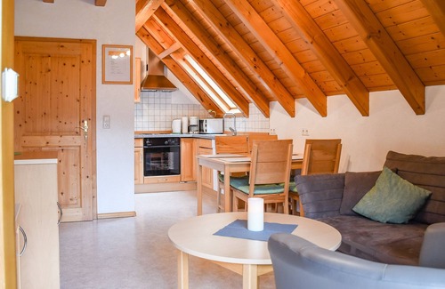 Hofstetten Apartment | Ferienwohnung Gartenblick, 45qm, 1 Schlafzimmer, max. 2 Personen