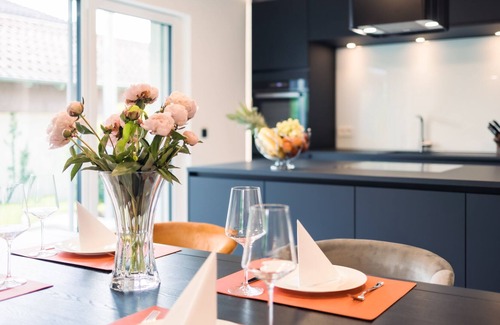 Owingen Apartment | Ferienwohnung Gartenglück 75qm, 2 Schlafzimmer, Balkon, Max. 4 Personen