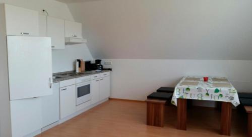 Landkirchen Apartment | Ferienwohnung Heuer
