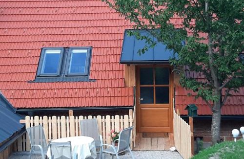 Payerbach House | Ferienwohnung Holzer