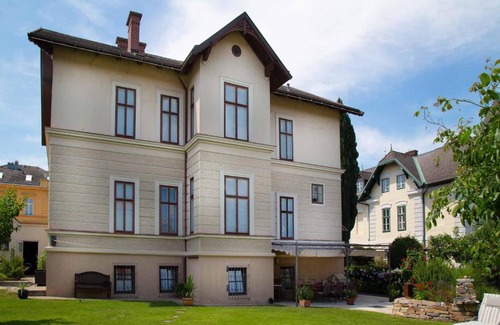 Poverding Apartment | Ferienwohnung im Cottageviertel