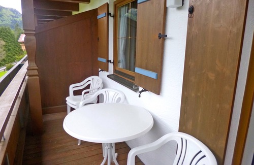 Aschau im Chiemgau Apartment | Ferienwohnung im Erdgesoss, 48 qm, Extra Schlafzimmer mit Balkon