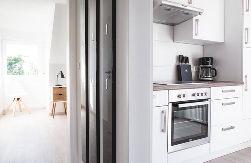 Nonnenhorn Apartment | Ferienwohnung im Fischerhäusle, 40qm, Balkon, frisch renoviert, 1 Schlafzimmer, max. 2 Erw. und 1 Kind
