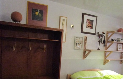 Ostliche Altstadt Apartment | Ferienwohnung im "mauerblümchen"