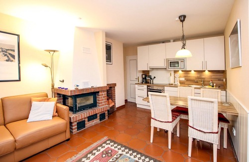 Wrixum Apartment | Ferienwohnung in Wrixum, mit 2- Zimmern auf 51m² im Reetdachhaus