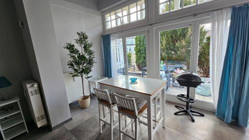 Kuhlungsborn Ost Apartment | Ferienwohnung Kühlungsborn - Strand, Park und Wald