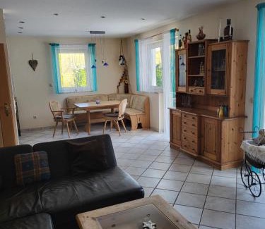 Mechernich Apartment | Ferienwohnung Kiefernwald