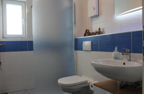 Gelbensande Apartment | Ferienwohnung KWV11EG "Seefrosch im Küstenwald"