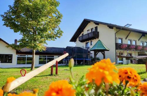 Thyrnau Apartment | Ferienwohnung Lichtenauer Hof
