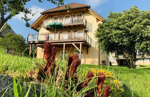 Saig Apartment | Ferienwohnung Lindenhof