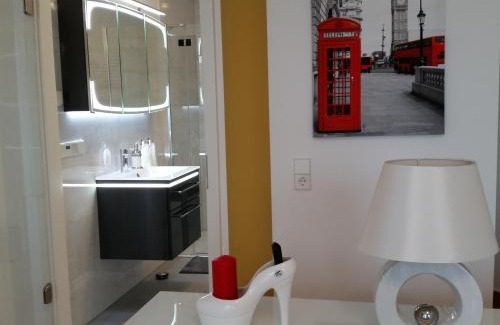 Mitte-Sud Apartment | Ferienwohnung Mandelauge - Luxus trifft Eleganz mit Meerblick