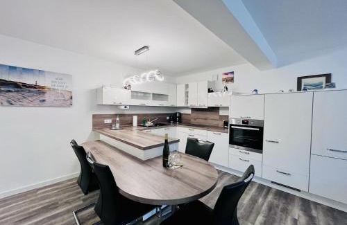 Prora Apartment | Ferienwohnung Meeresblick Haus Granitz in Prora