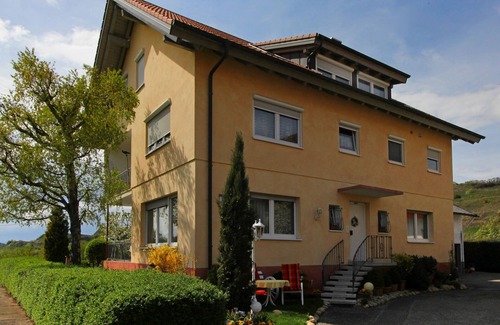 Vogtsburg Apartment | Ferienwohnung mit 60 qm, 2 Schlafzimmer für max. 3 Personen