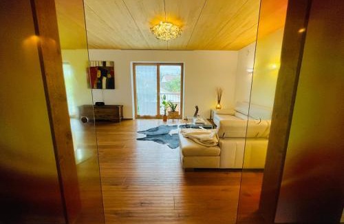 Penzing Apartment | Ferienwohnung Mit Herz und Holz