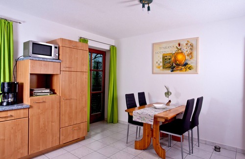 Palling Apartment | Ferienwohnung Moierhof bis 5 Personen mit Balkon, 100m²