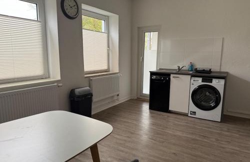 Neumuenster Apartment | Ferienwohnung Monteurswohnung