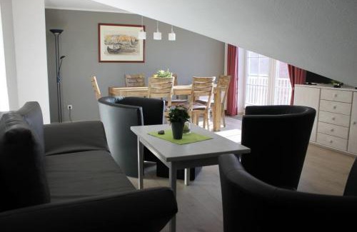 Orth Apartment | Ferienwohnung - Orther Hafenblick
