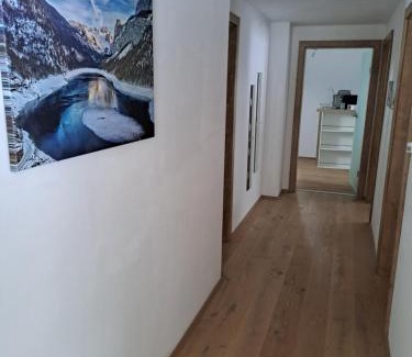 Gosau Apartment | Ferienwohnung Schmaranzer