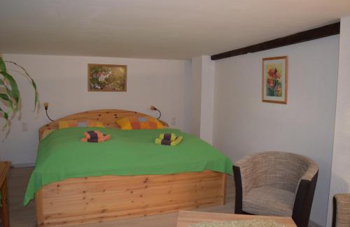 Leubnitz-Neuostra Apartment | Ferienwohnung Seebachstr.