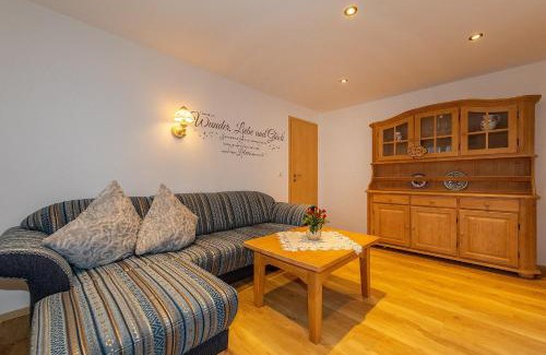 Mittenwald Apartment | Ferienwohnung Sonnenhäusl