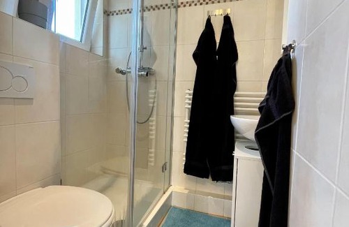 Malente Apartment | Ferienwohnung unter den Linden
