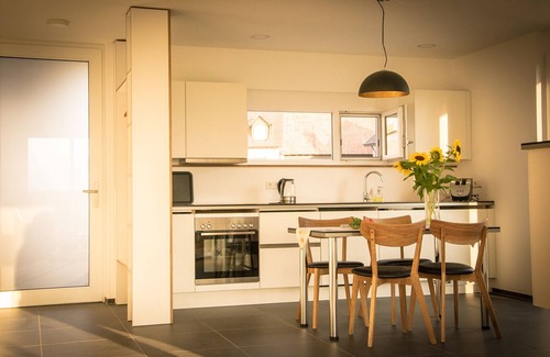 Oberrotweil Apartment | Ferienwohnung West-Blick, 58 qm, 1 Schlafzimmer, max. 4 Personen