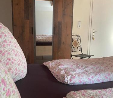 Enkirch Apartment | Ferienwohnung Zum Herrenberg