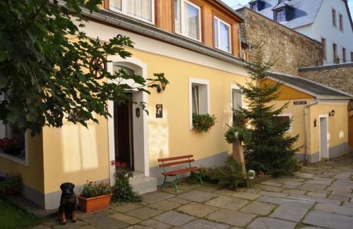 Annaberg-Buchholz Apartment | Ferienwohnungen im Vierseitenhof Linke