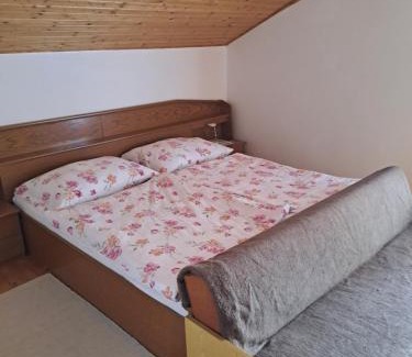 Sankt Lambrecht Apartment | Ferienwohnungen Johannes Gusterer
