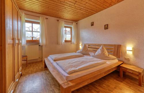 Viechtach Apartment | Ferienwohnungen Weghofer F* (Viechtach)