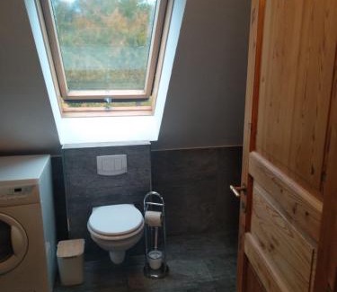 Lodmannshagen Apartment | Ferienwohnungen "Weitblick" und "Schwalbennest"