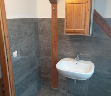 Lodmannshagen Apartment | Ferienwohnungen "Weitblick" und "Schwalbennest"