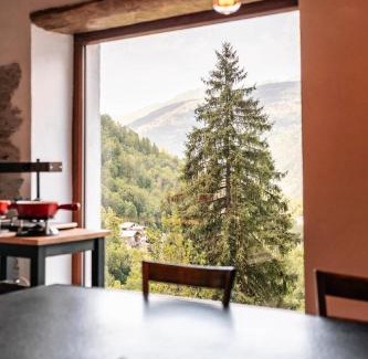 Sainte-Foy-Tarentaise Apartment | Ferme Saint-Aubin