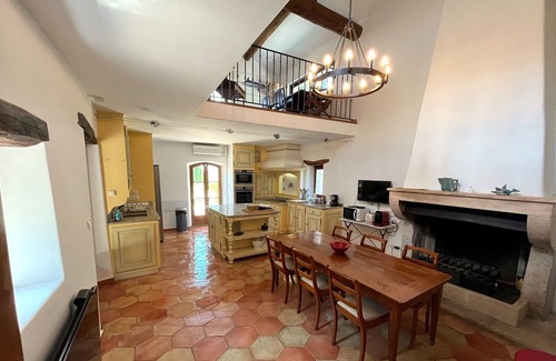Seguret House | Ferme St Joseph