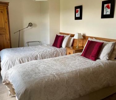 Earl Sterndale Bed & Breakfast | Fernydale Farm Bed & Breakfast