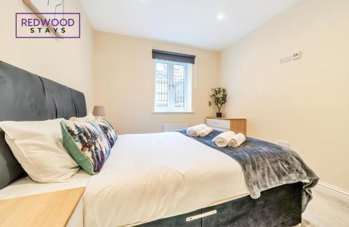 Basingstoke Apartment | Festival Serviced Apartment, Perfect of Contractors & Families Free WiFi & Netflix By Redwood Stays